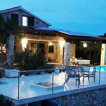Nyaraló Tiziana